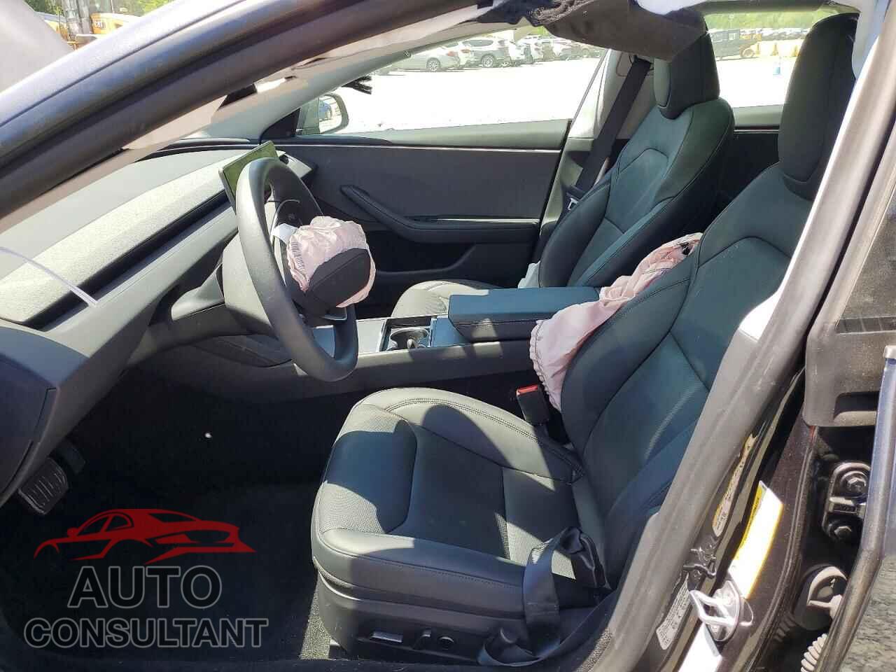 TESLA MODEL 3 2025 - 5YJ3E1EA3SF056590