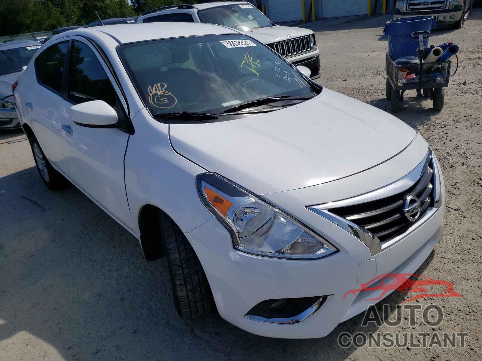 NISSAN VERSA 2019 - 3N1CN7AP4KL815619