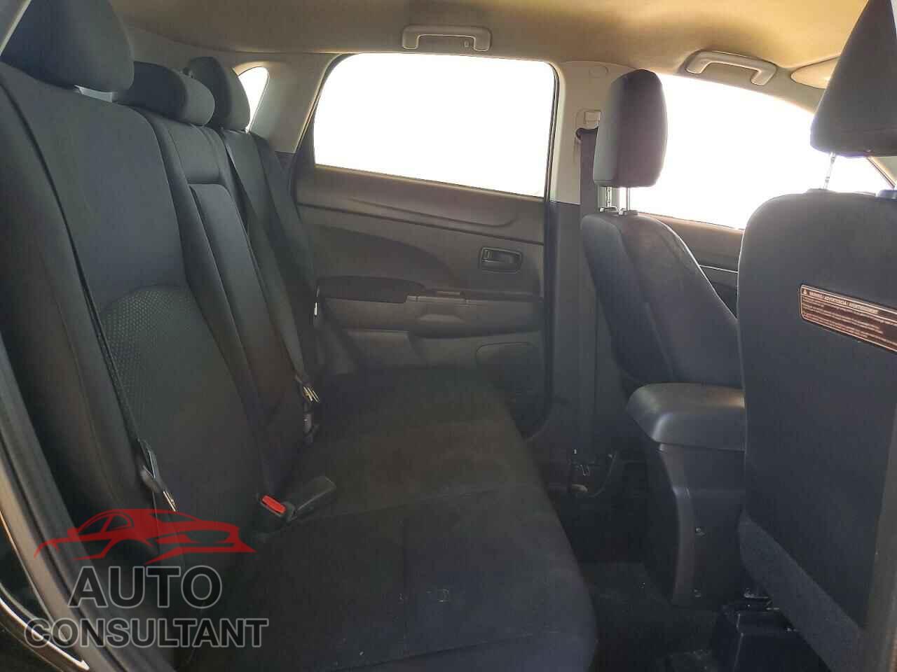MITSUBISHI OUTLANDER 2015 - 4A4AR3AU3FE022432