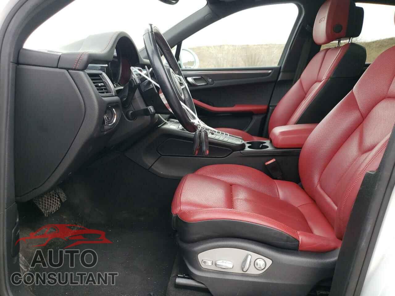 PORSCHE MACAN 2017 - WP1AG2A55HLB56579
