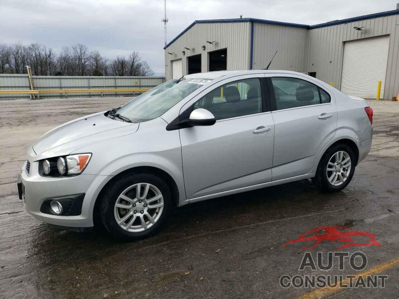 CHEVROLET SONIC 2014 - 1G1JC5SHXE4143722