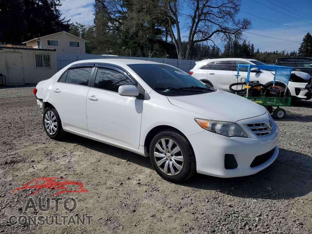 TOYOTA COROLLA 2013 - 5YFBU4EEXDP203224
