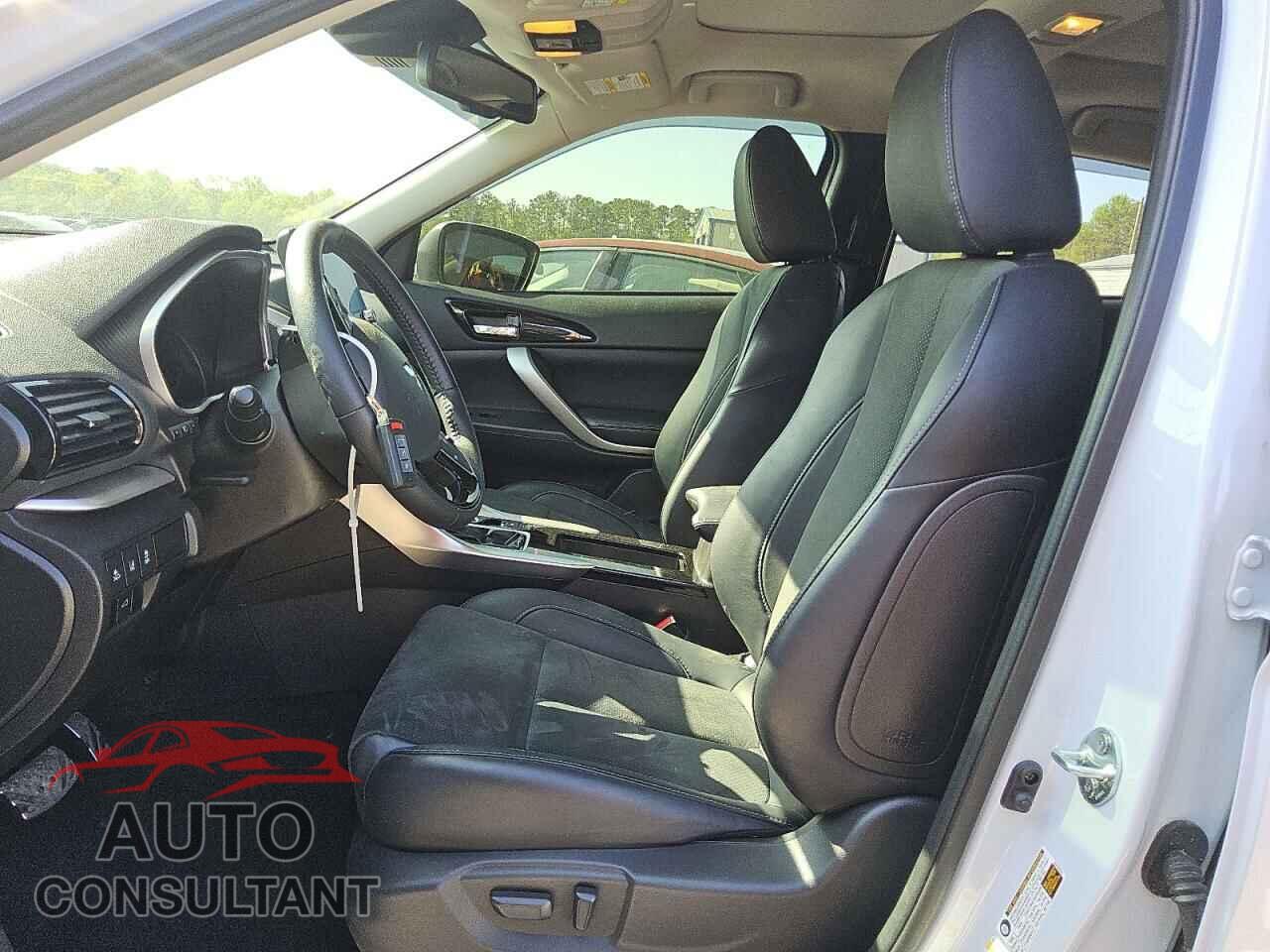 MITSUBISHI ECLIPSE 2024 - JA4ATWAA8RZ001681