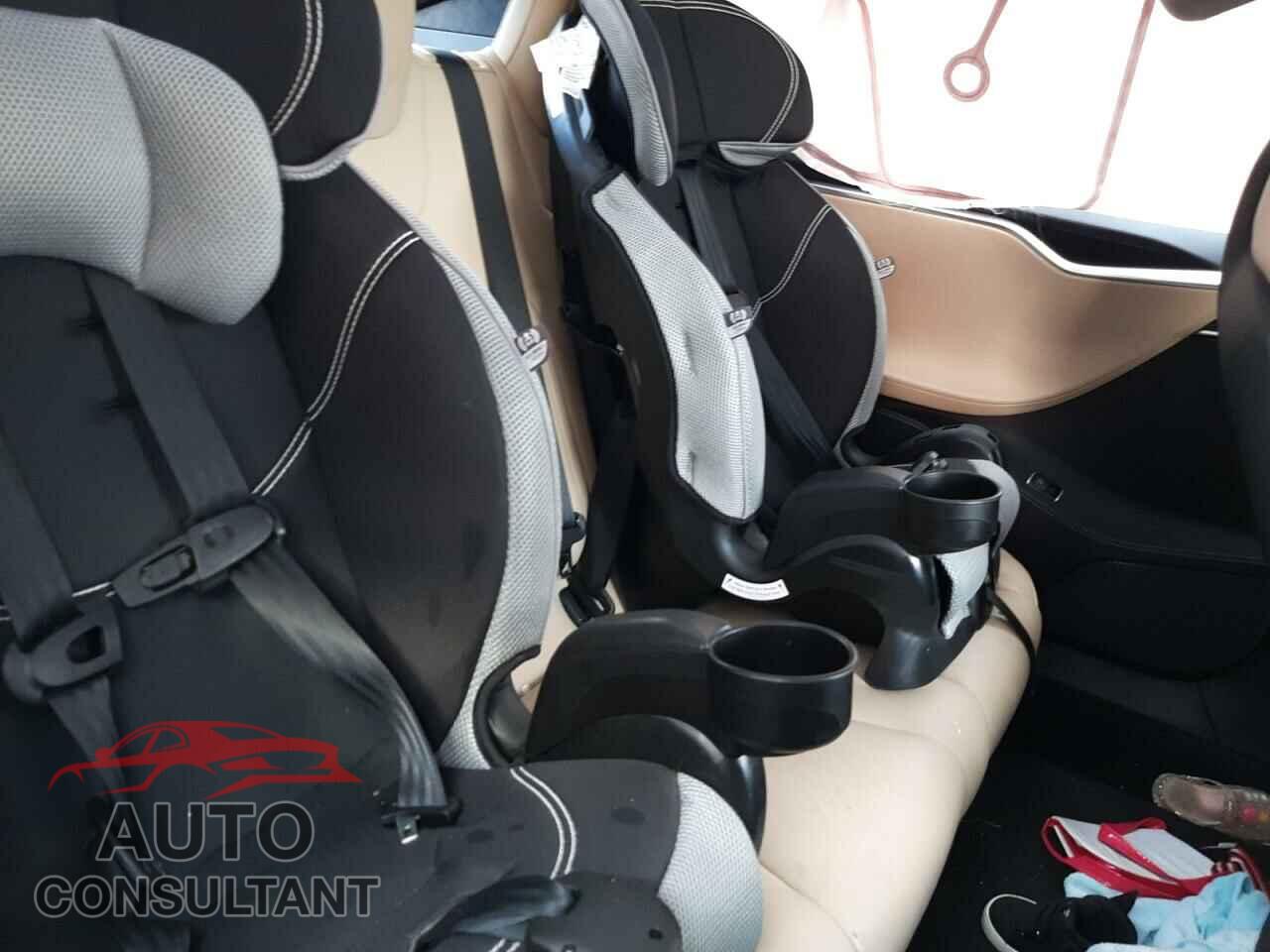TESLA MODEL S 2016 - 5YJSA1E15GF170637