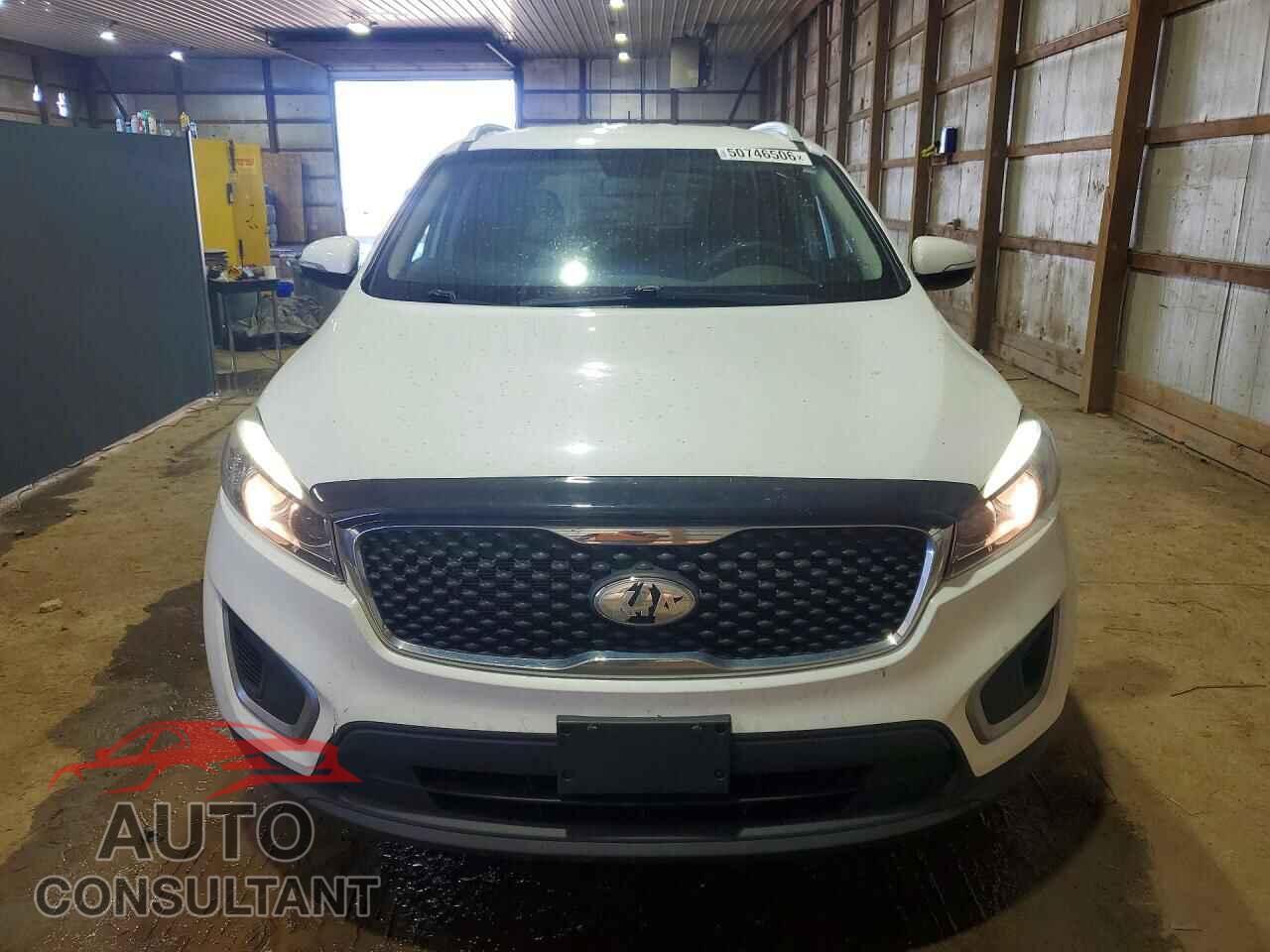 KIA SORENTO 2018 - 5XYPGDA54JG414597