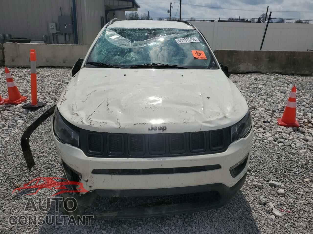 JEEP COMPASS 2017 - 3C4NJDBB4HT636010