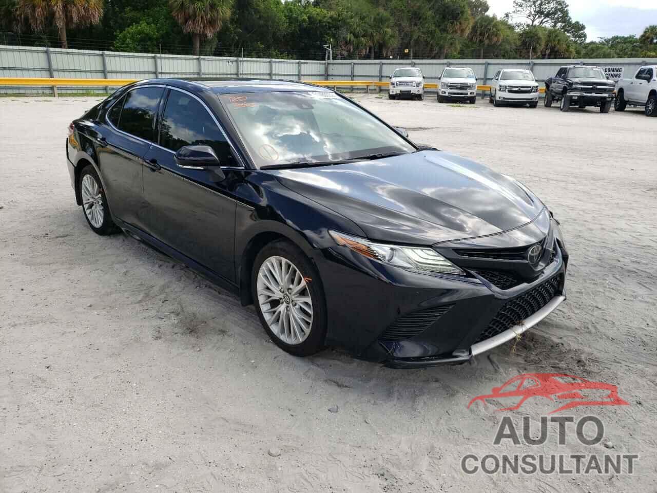 TOYOTA CAMRY 2018 - 4T1B61HK9JU135132