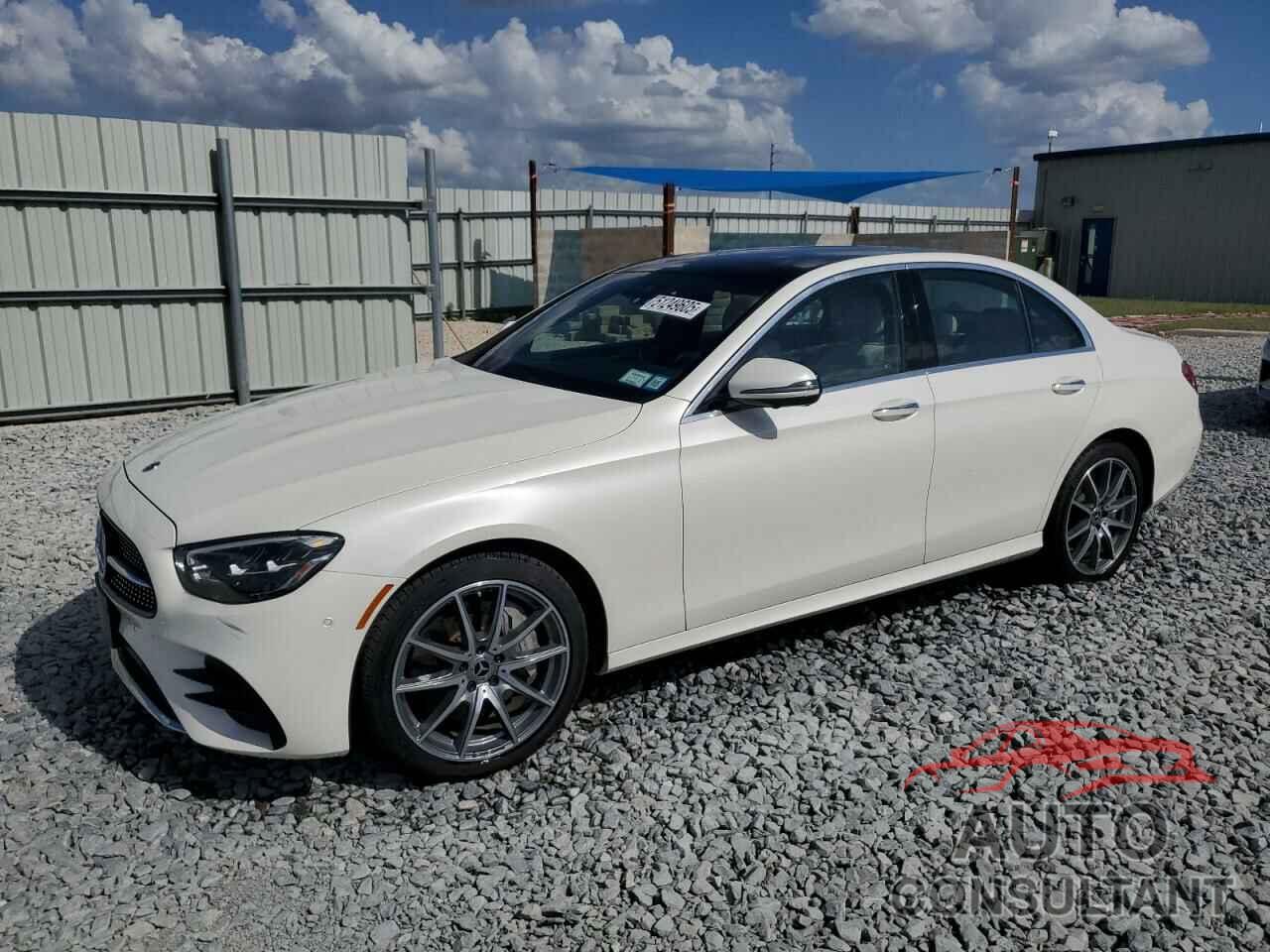 MERCEDES-BENZ E-CLASS 2022 - W1KZF5KB5NB084741