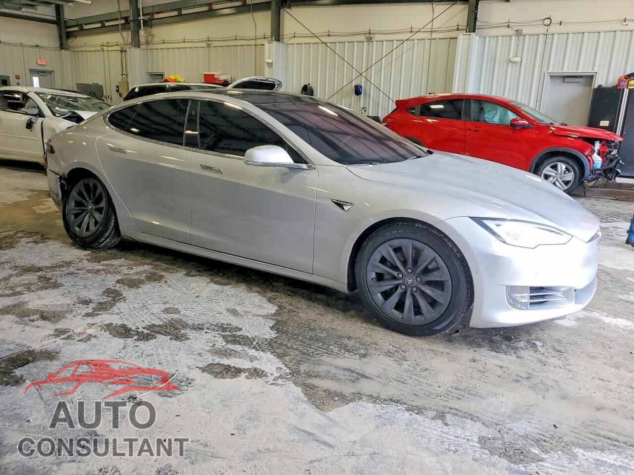 TESLA MODEL S 2018 - 5YJSA1E23JF275399