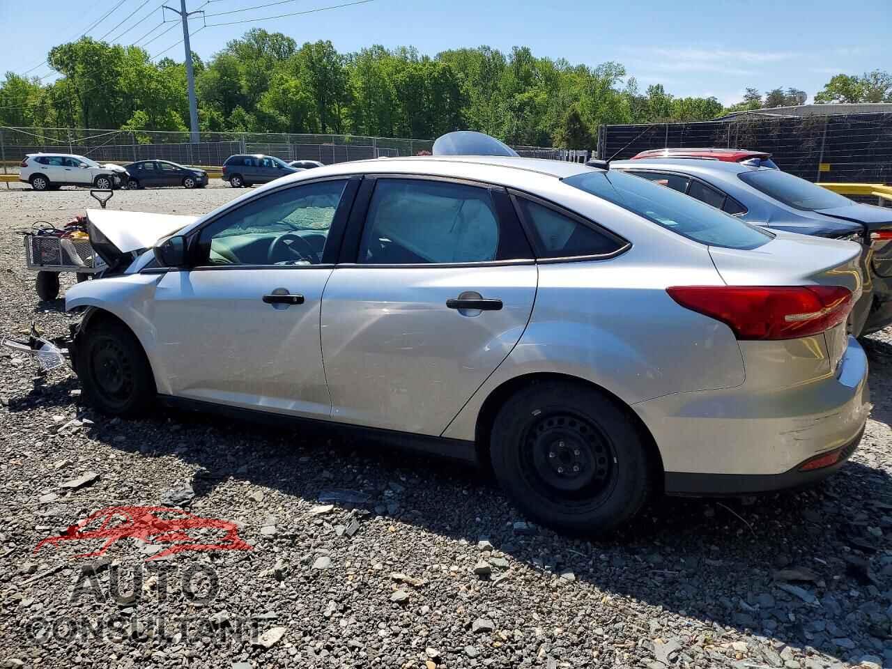 FORD FOCUS 2017 - 1FADP3E26HL250903