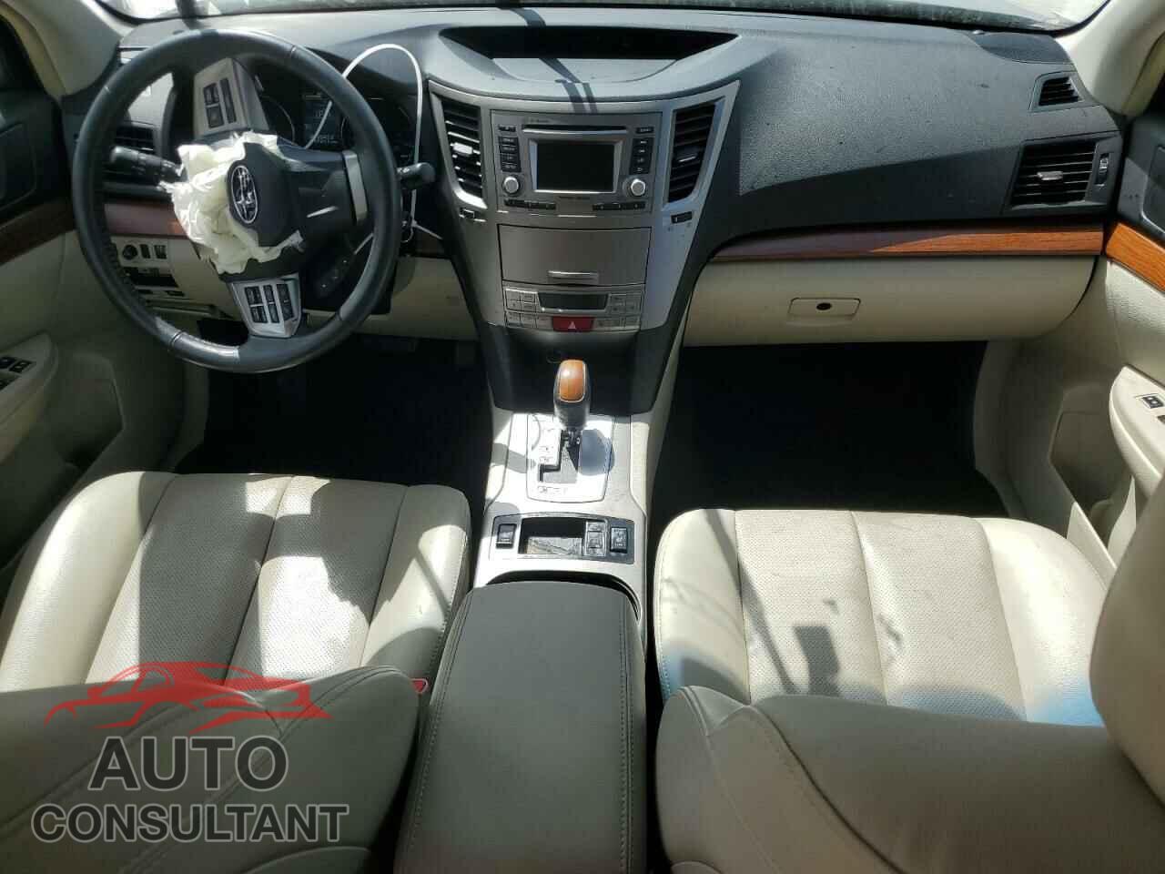 SUBARU OUTBACK 2014 - 4S4BRCLC5E3213257