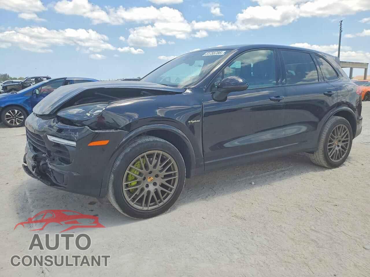 PORSCHE CAYENNE 2017 - WP1AE2A23HLA69534