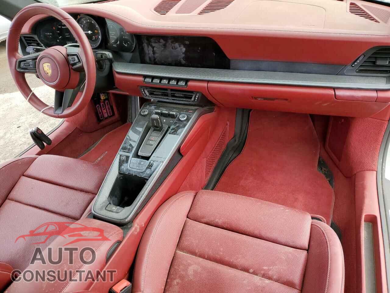 PORSCHE 911 2021 - WP0AA2A9XMS205961