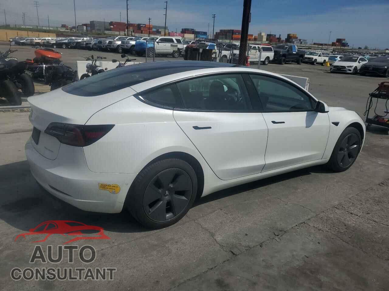 TESLA MODEL 3 2022 - 5YJ3E1EB5NF184262