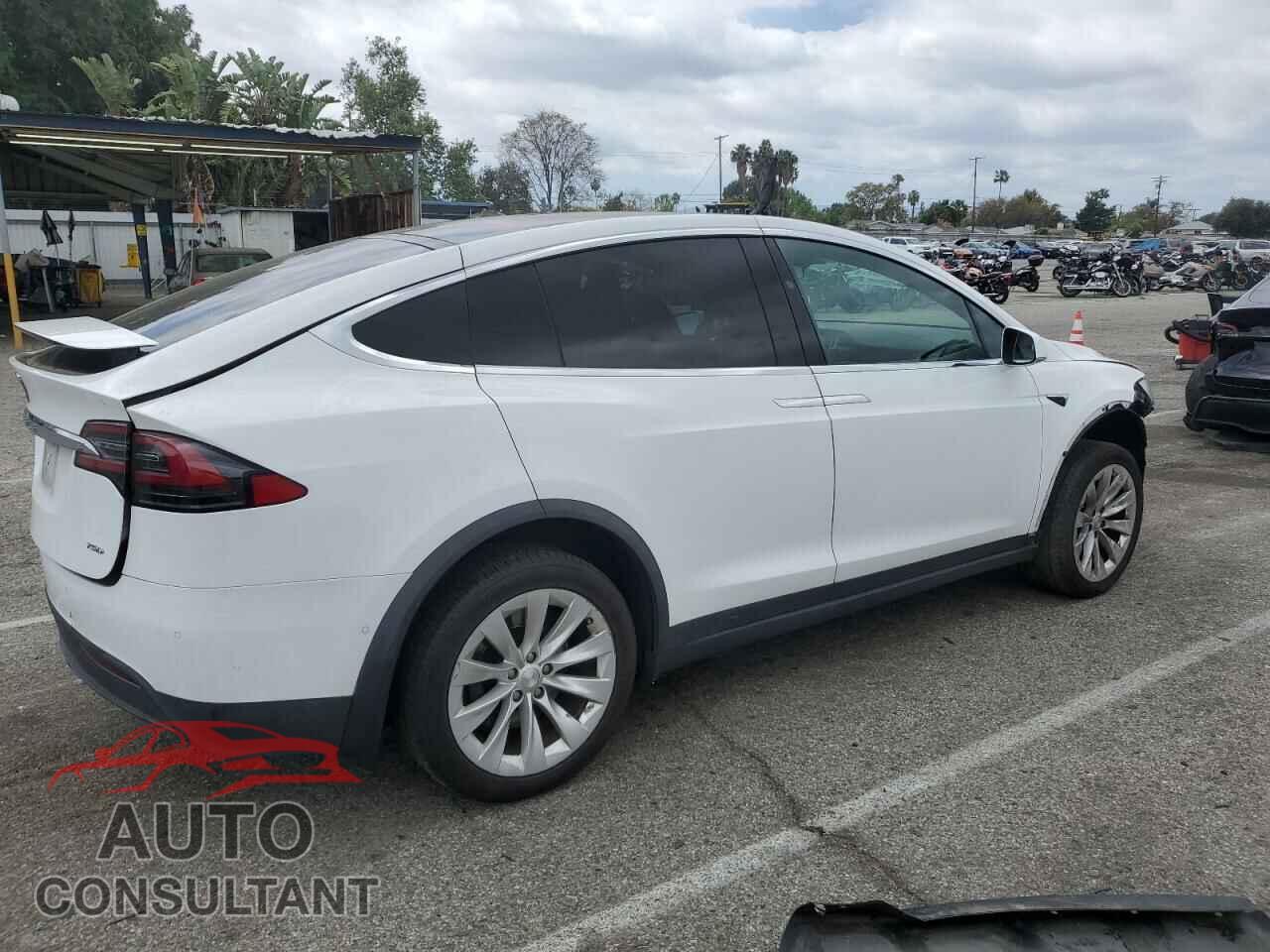 TESLA MODEL X 2016 - 5YJXCDE28GF026025