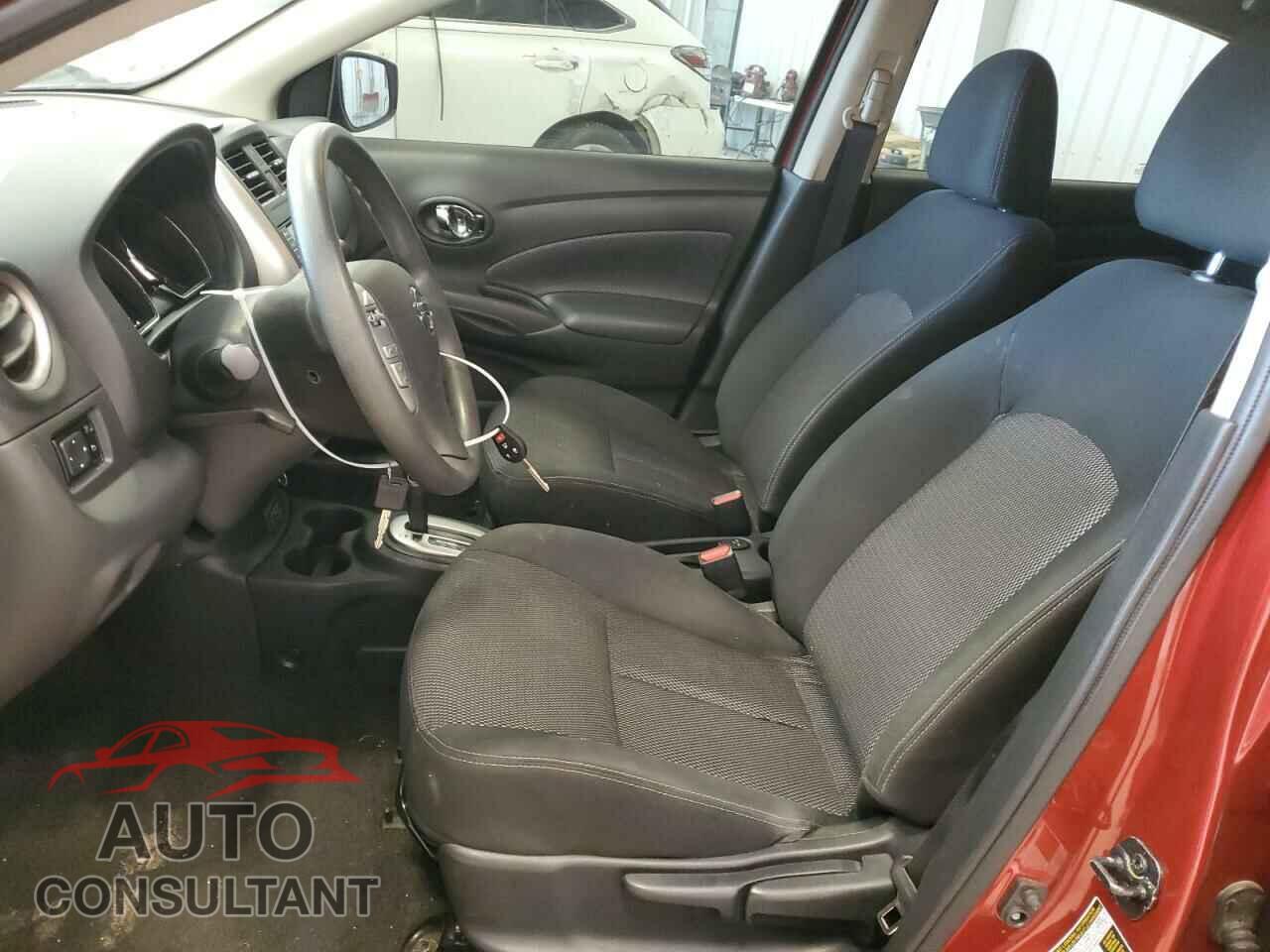 NISSAN VERSA 2019 - 3N1CN7AP3KL825512