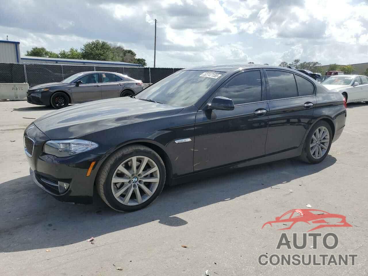 BMW 5 SERIES 2011 - WBAFR1C54BC747712