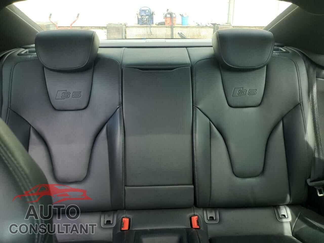 AUDI S5/RS5 2012 - WAUVVAFR6CA001779