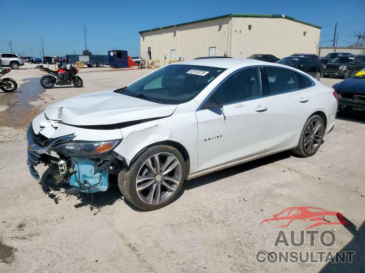 CHEVROLET MALIBU 2022 - 1G1ZD5ST3NF127970