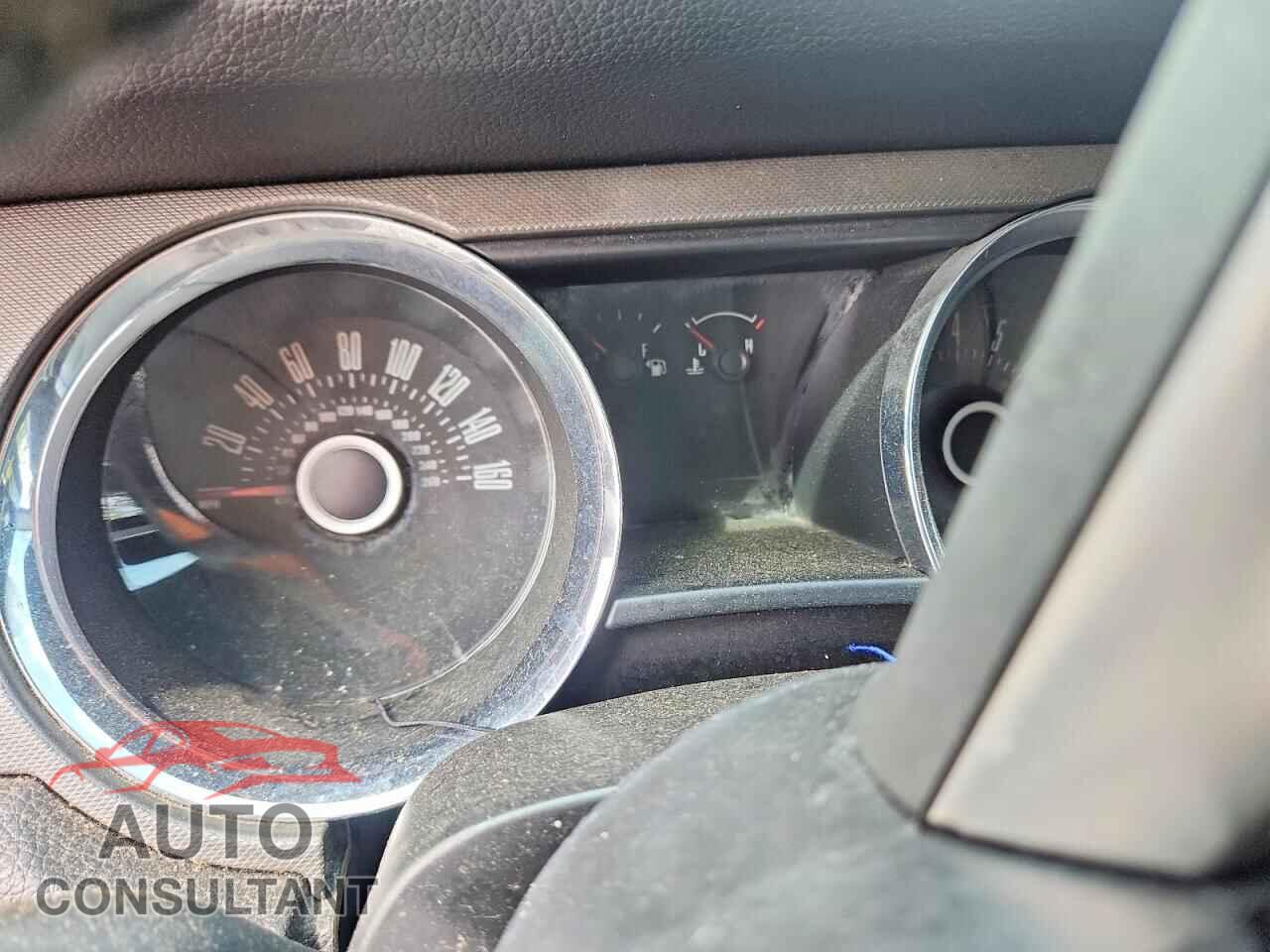FORD MUSTANG 2013 - 1ZVBP8AM2D5261009
