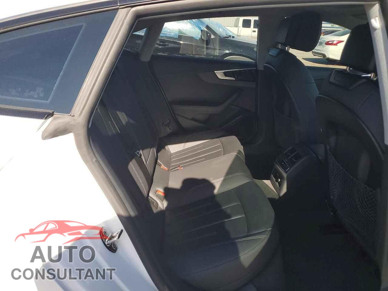 AUDI A5 2022 - WAUCBCF58NA015906