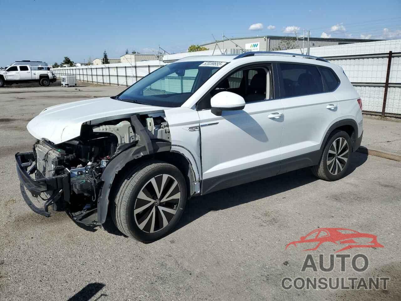 VOLKSWAGEN TAOS SE IQ 2022 - 3VVLX7B22NM082450