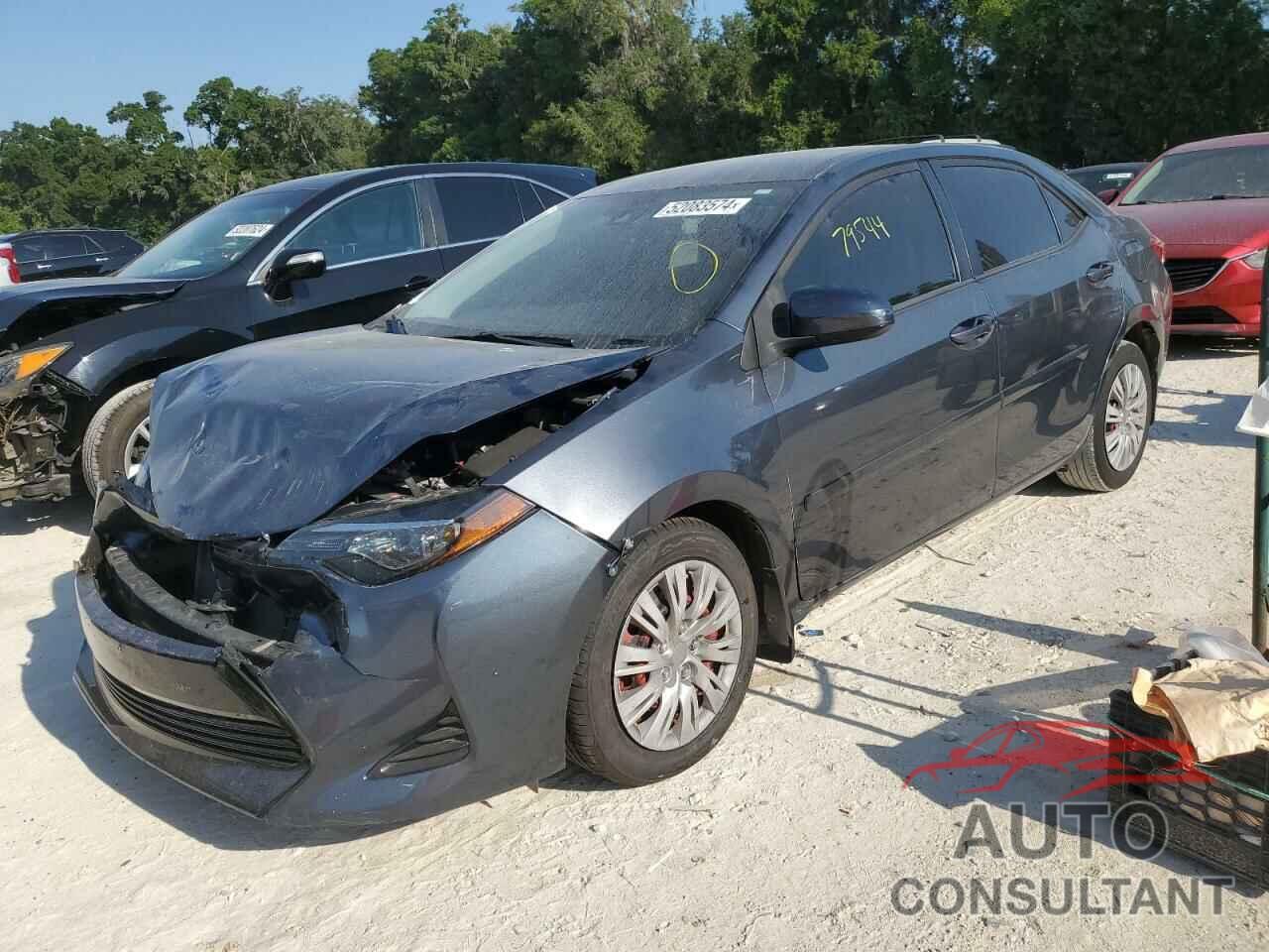 TOYOTA COROLLA 2018 - 5YFBURHE0JP836674