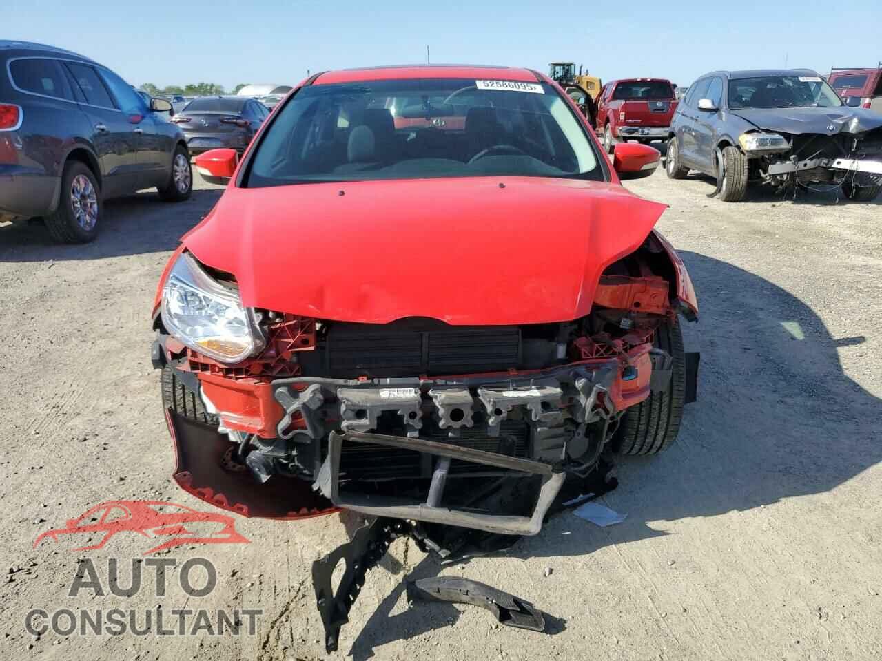 FORD FOCUS 2014 - 1FADP3K2XEL162923