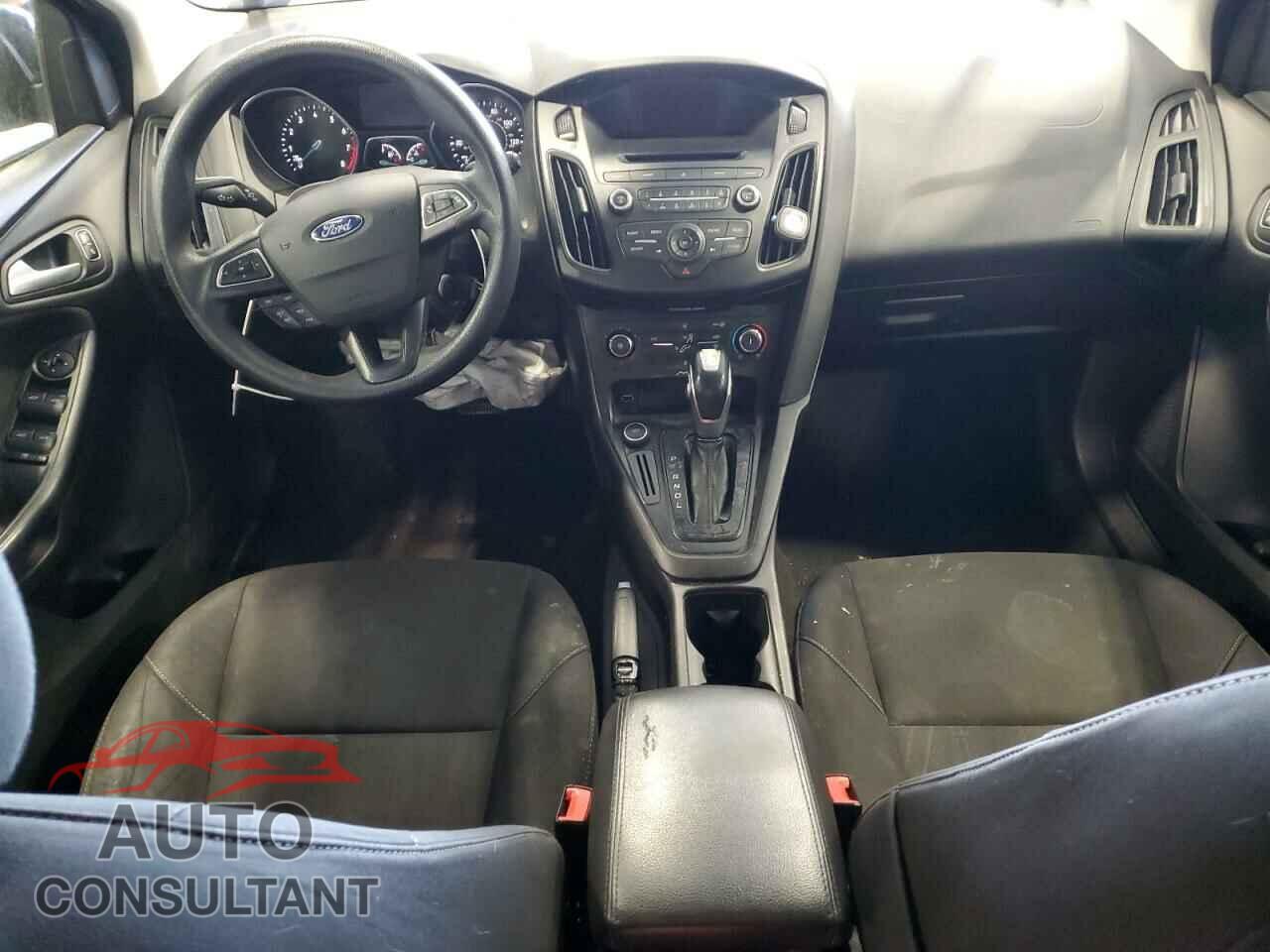 FORD FOCUS 2015 - 1FADP3K2XFL307699
