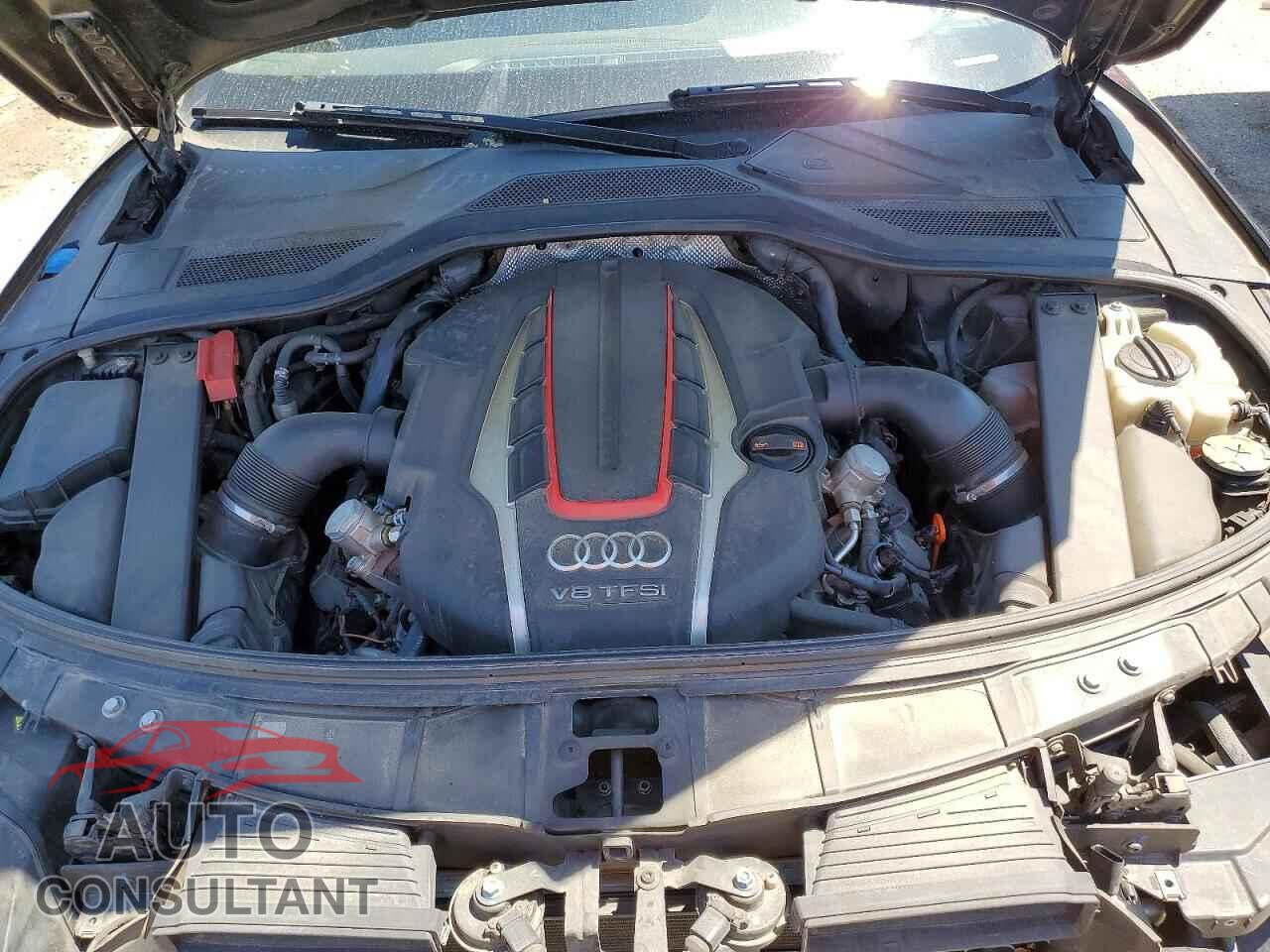 AUDI S8 2013 - WAUD2AFD7DN029657