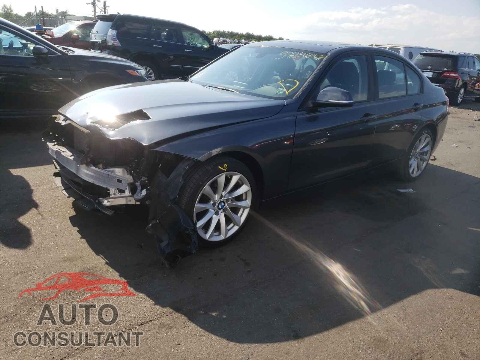 BMW 3 SERIES 2018 - WBA8A3C59JA067438