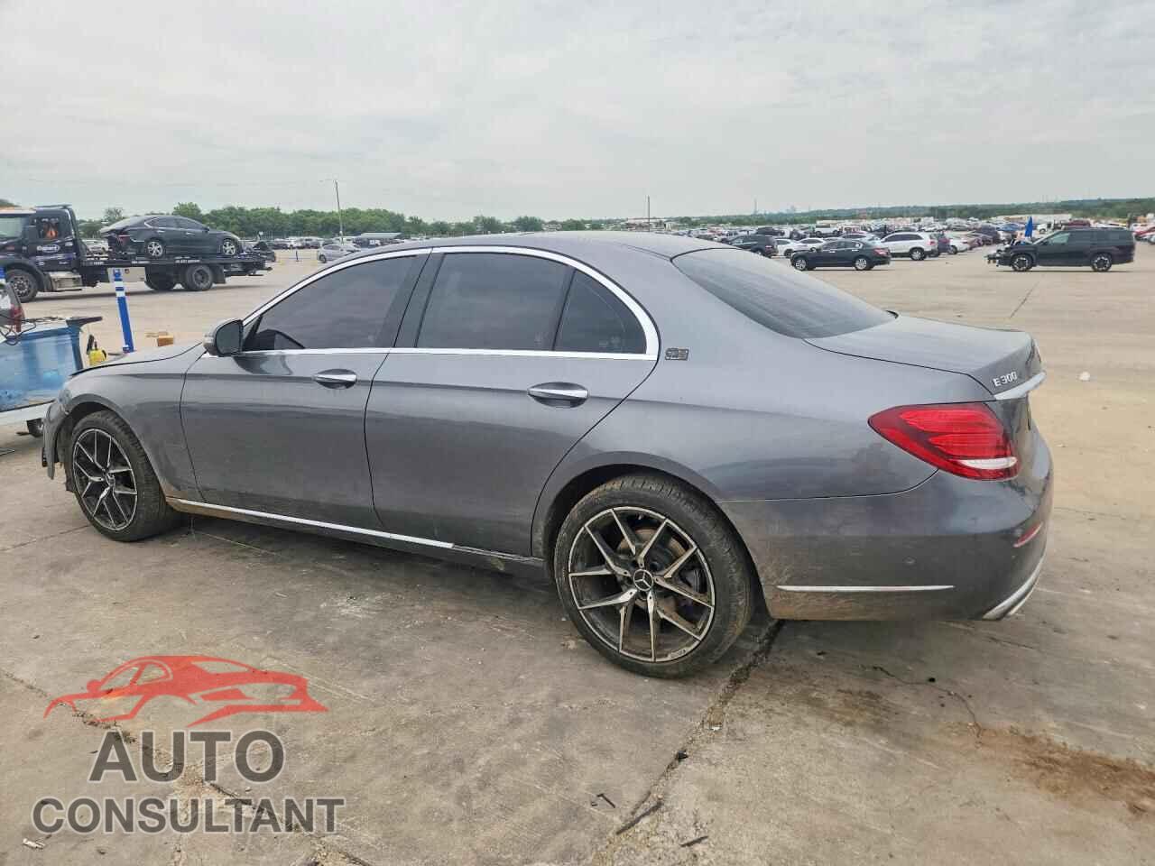 MERCEDES-BENZ E-CLASS 2017 - WDDZF4KB5HA128421