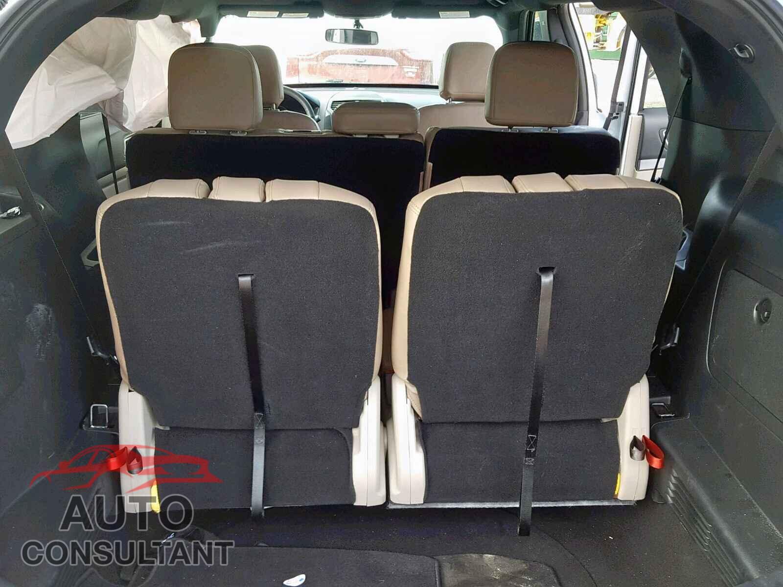 FORD EXPLORER X 2018 - 1FM5K7D80JGB15632
