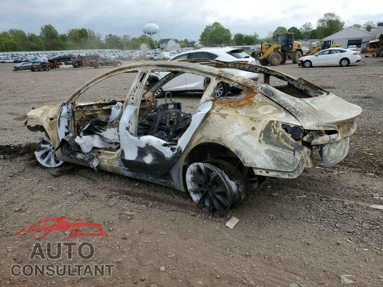 TESLA MODEL 3 2024 - 5YJ3E1EBXRF740913