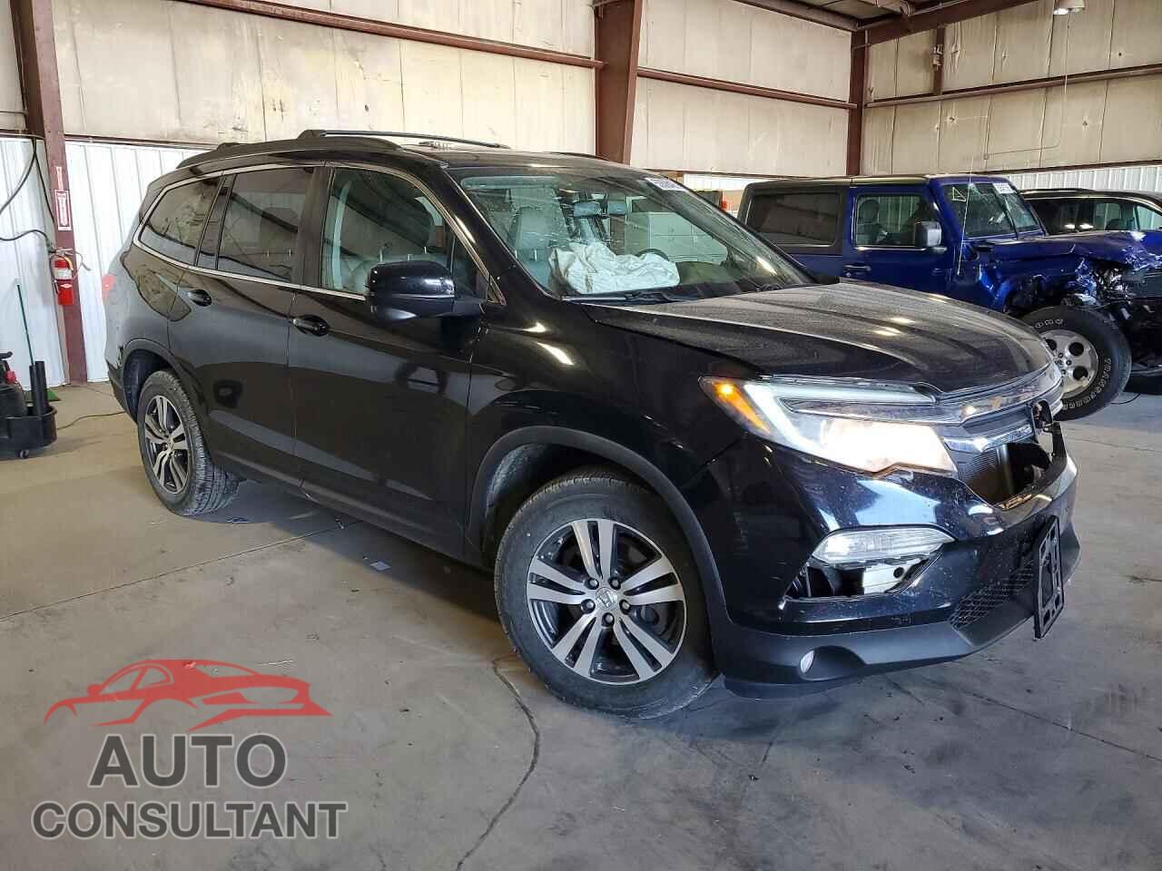 HONDA PILOT 2018 - 5FNYF6H53JB025787