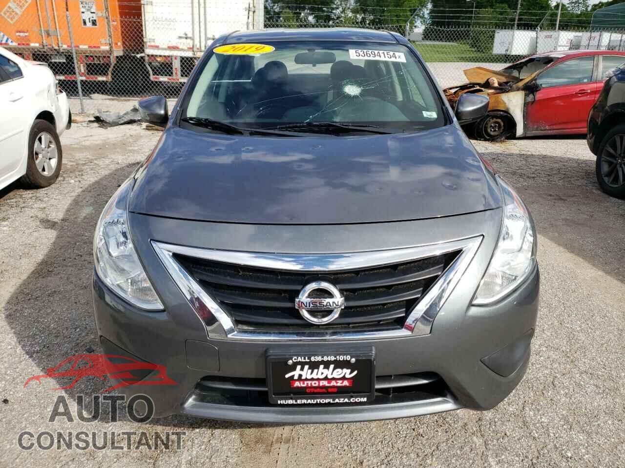 NISSAN VERSA 2019 - 3N1CN7AP3KL862656