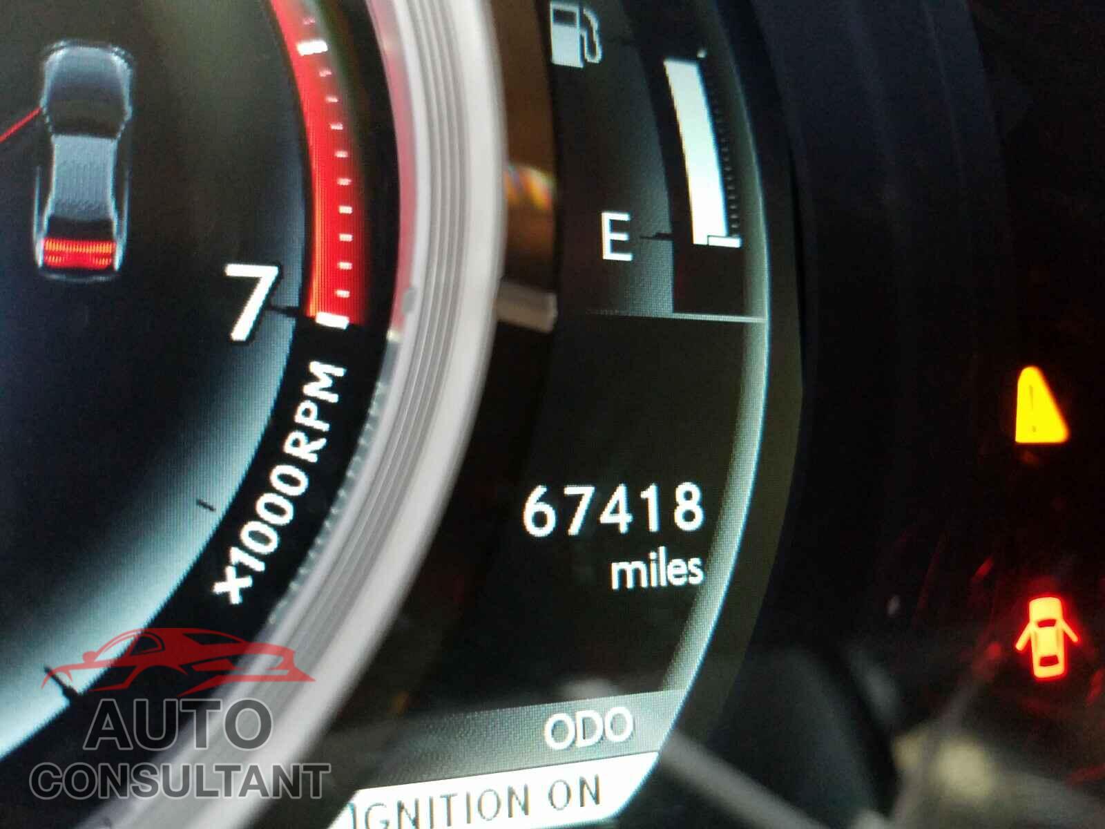 LEXUS IS 2016 - JTHBA1D29G5005202