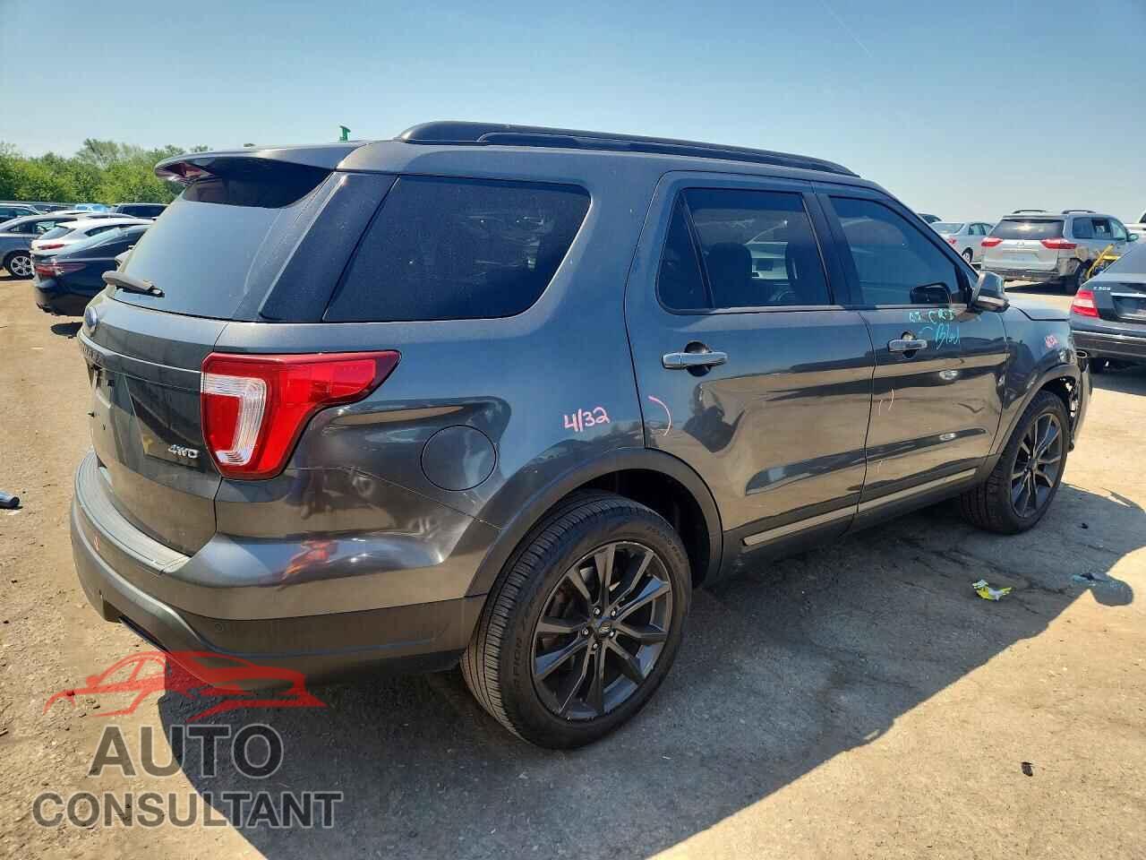 FORD EXPLORER 2018 - 1FM5K8D81JGB25625