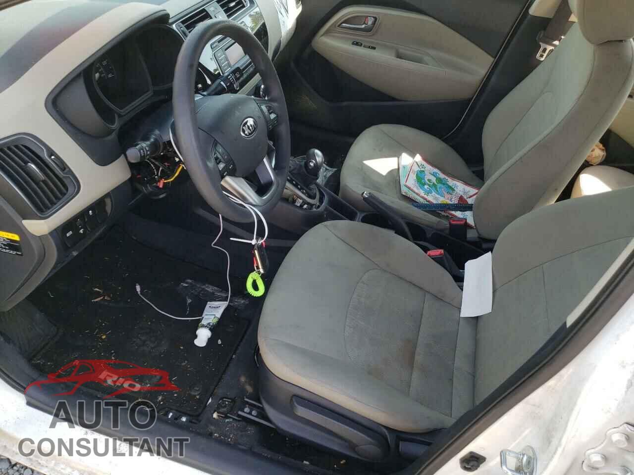 KIA RIO 2017 - KNADM4A34H6015385