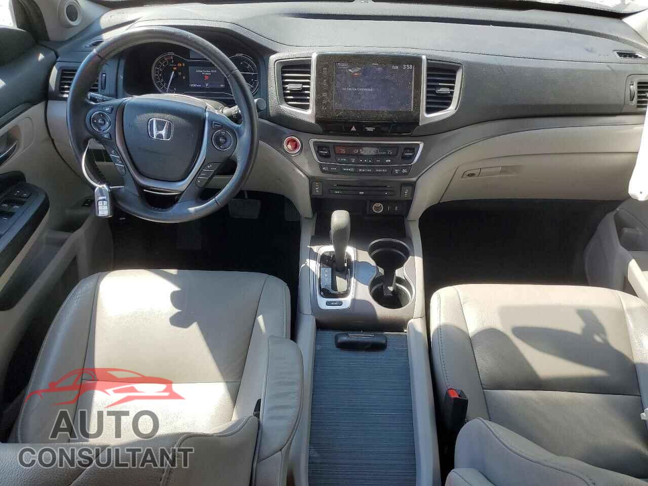 HONDA PILOT 2017 - 5FNYF6H86HB069173