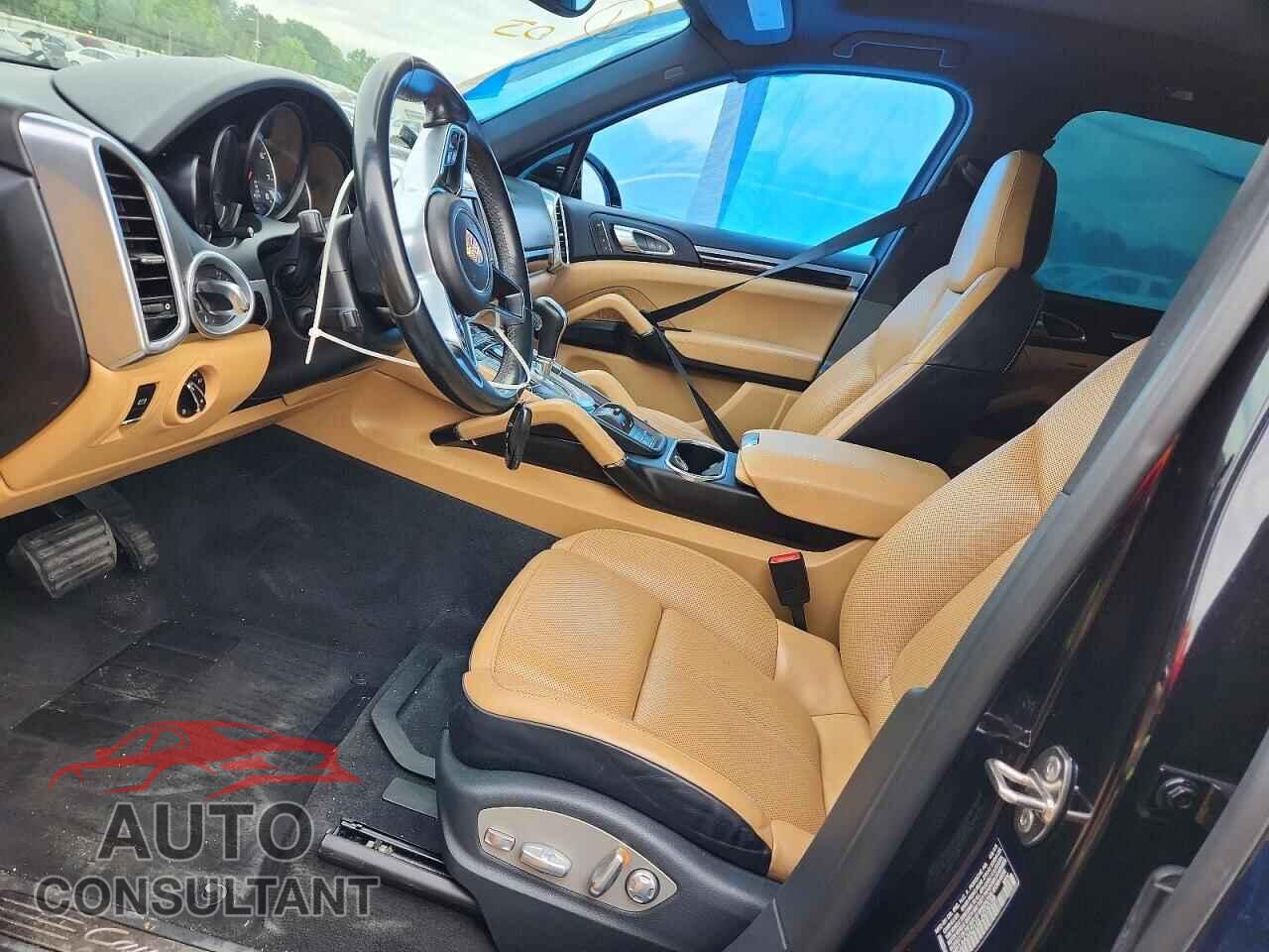 PORSCHE CAYENNE 2016 - WP1AA2A21GLA03039