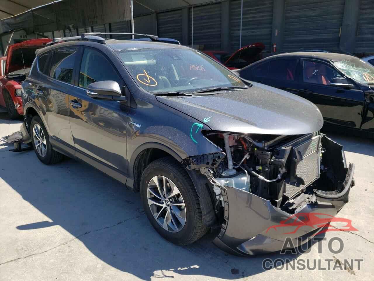 TOYOTA RAV4 2018 - JTMRJREV4JD243270