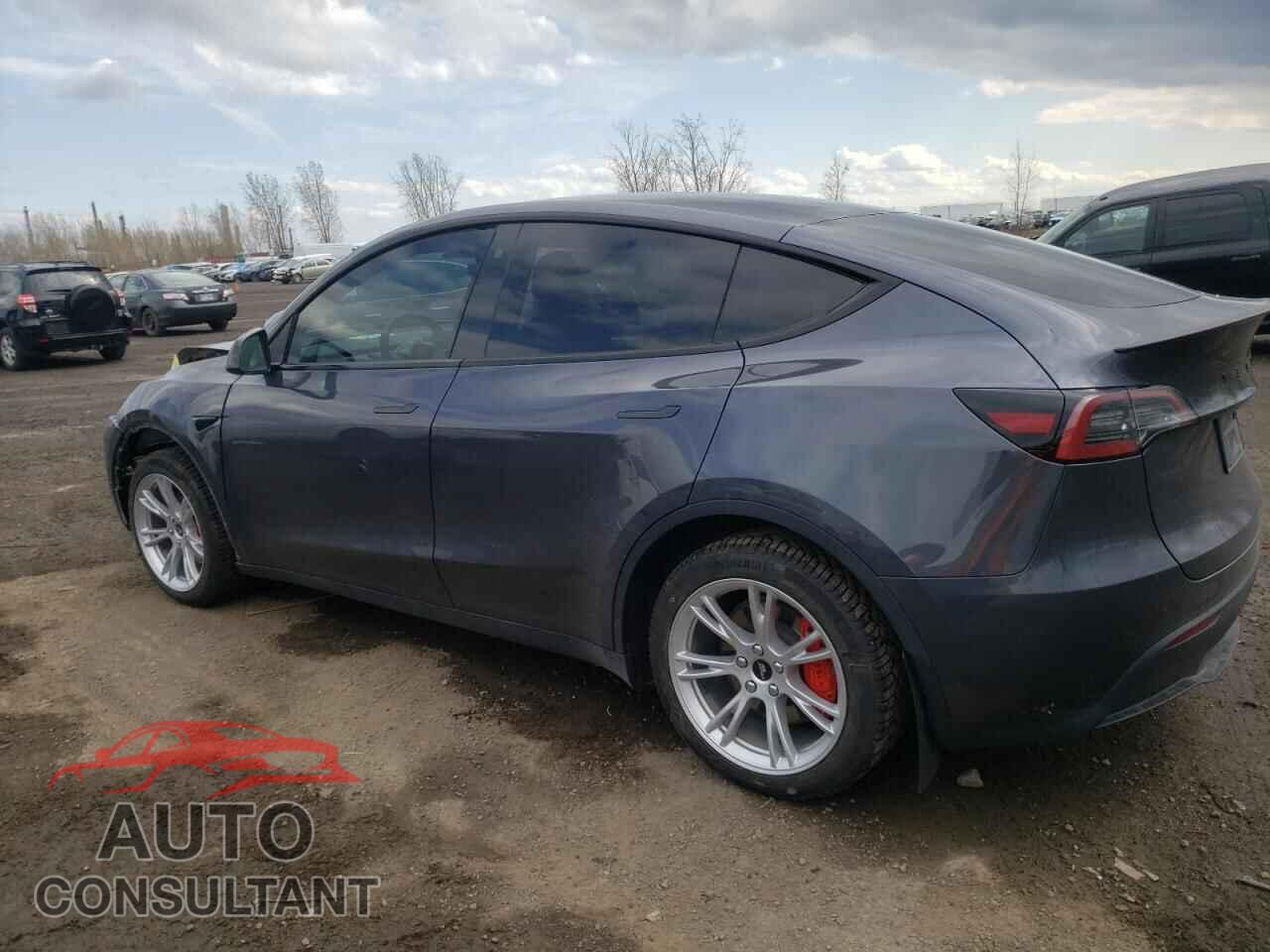 TESLA MODEL Y 2023 - LRWYGDFD3PC057833