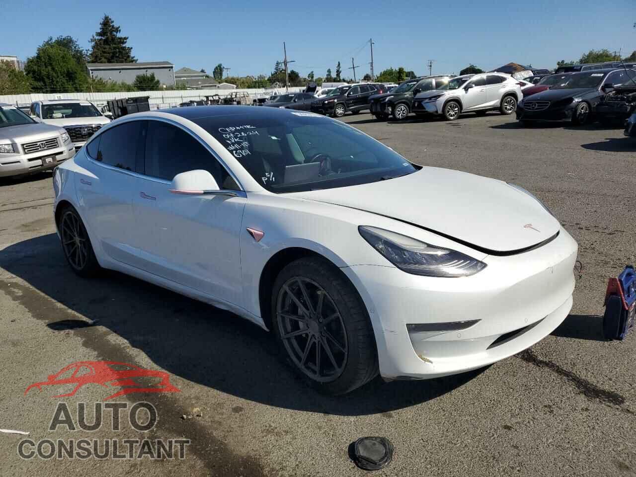 TESLA MODEL 3 2018 - 5YJ3E1EA7JF076288