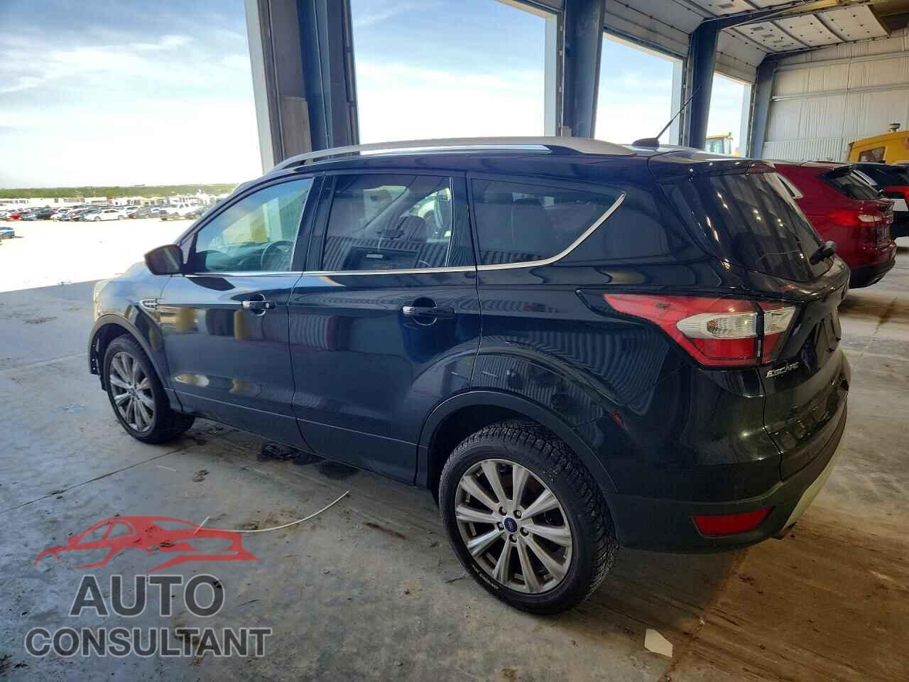 FORD ESCAPE 2017 - 1FMCU9JD4HUD02401