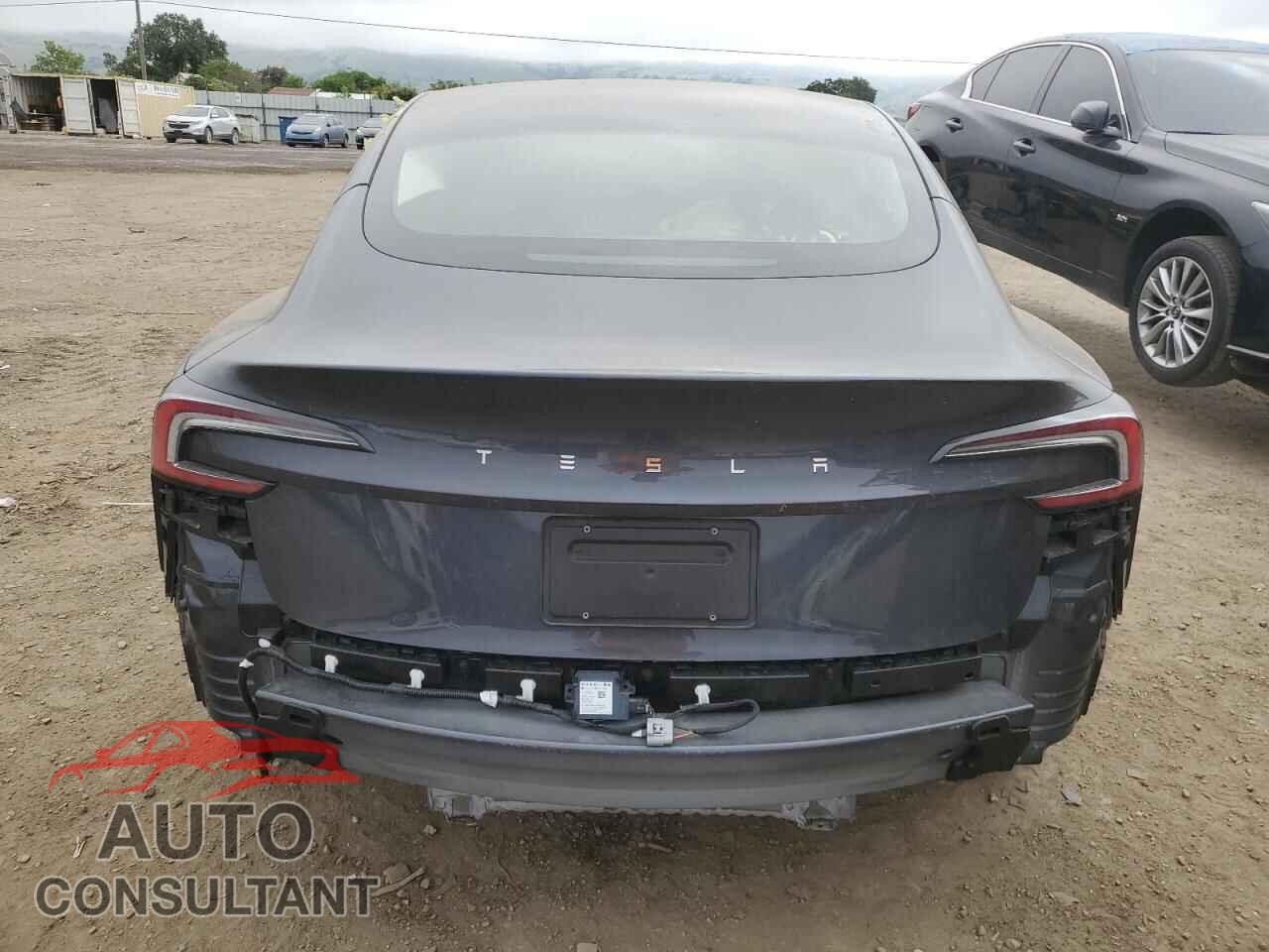 TESLA MODEL 3 2024 - 5YJ3E1EA8RF727486