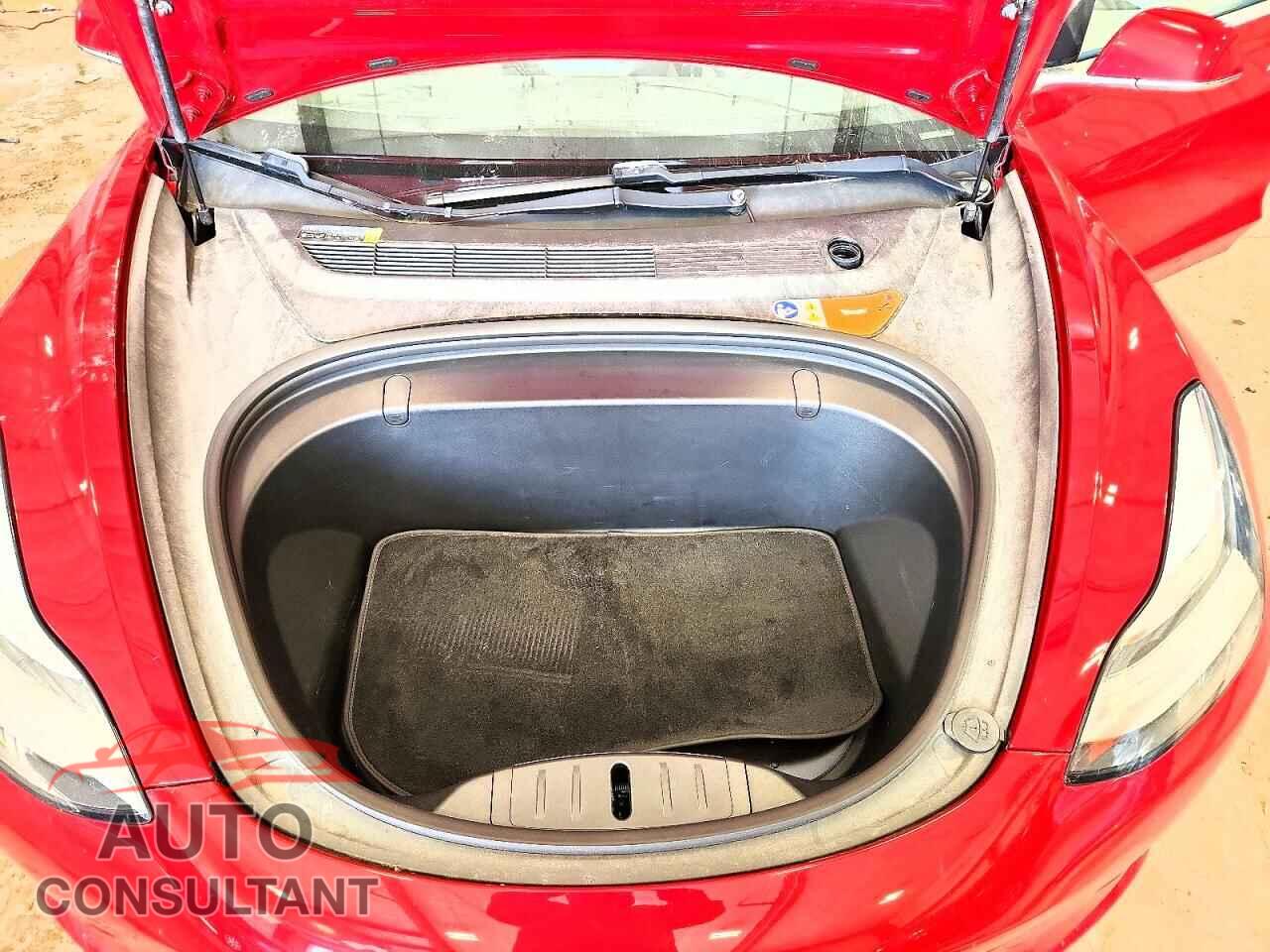 TESLA MODEL 3 2018 - 5YJ3E1EA6JF004630