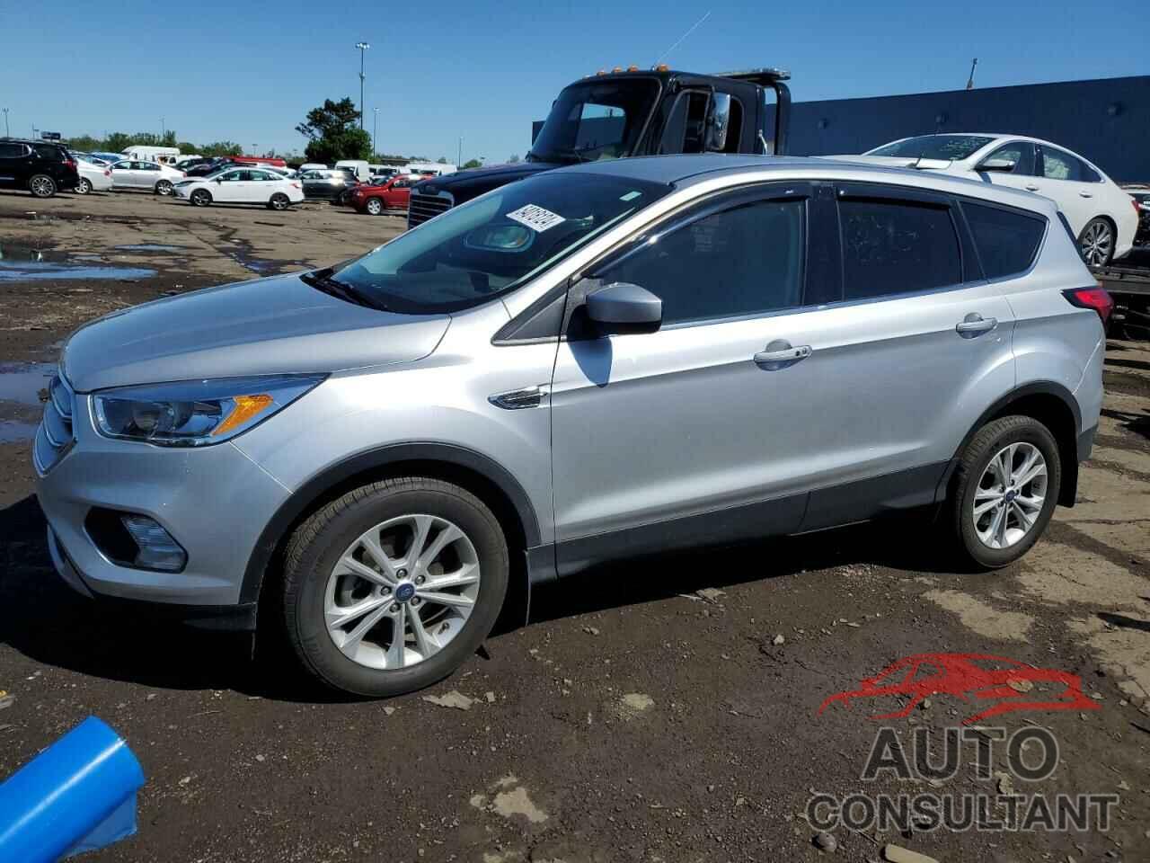 FORD ESCAPE 2019 - 1FMCU0GD5KUA40026