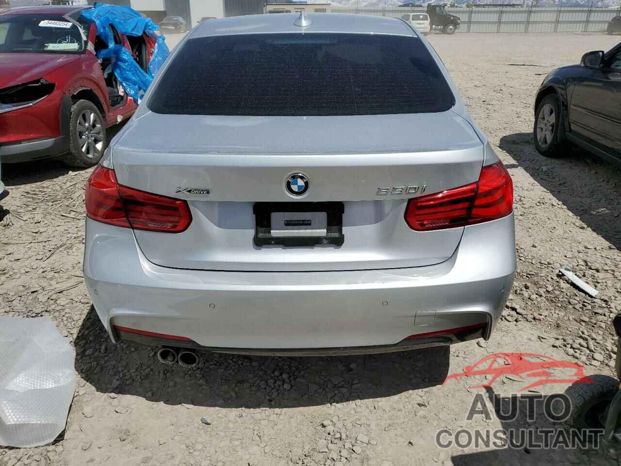 BMW 3 SERIES 2017 - WBA8D9G36HNU62621