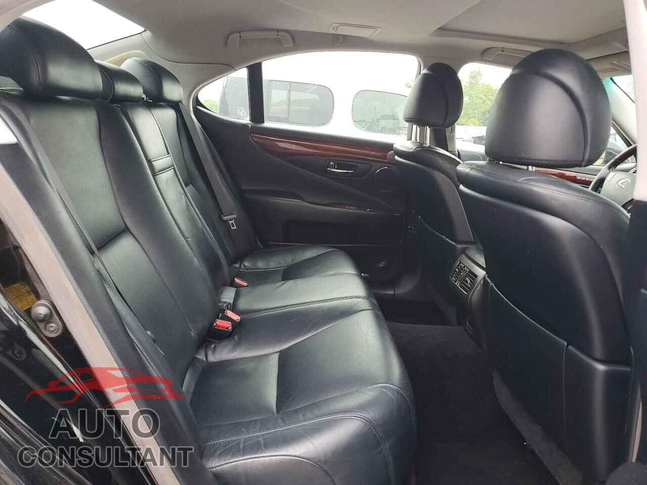 LEXUS LS460 2011 - JTHCL5EF6B5011068